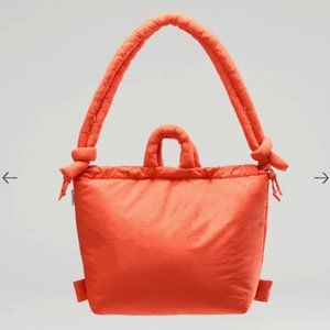 Olend Ona Soft Bag in Coral